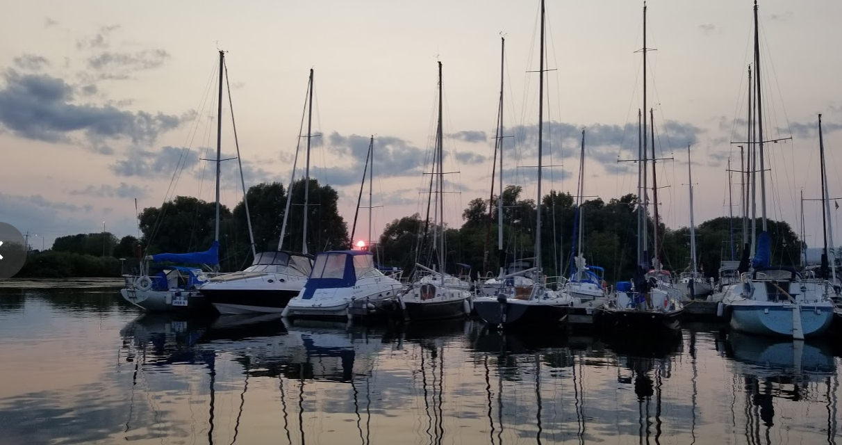 whitby-marina-night-20180814